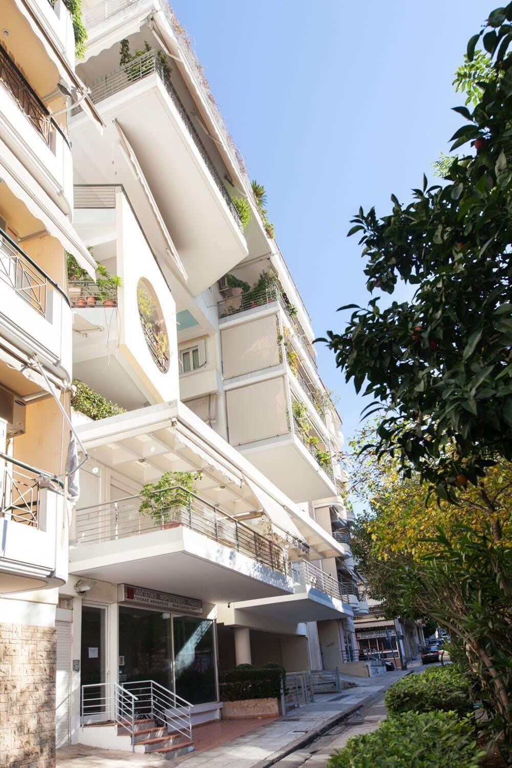 Scenic Balcony Apt In Vibrant Petralona Atina Dış mekan fotoğraf