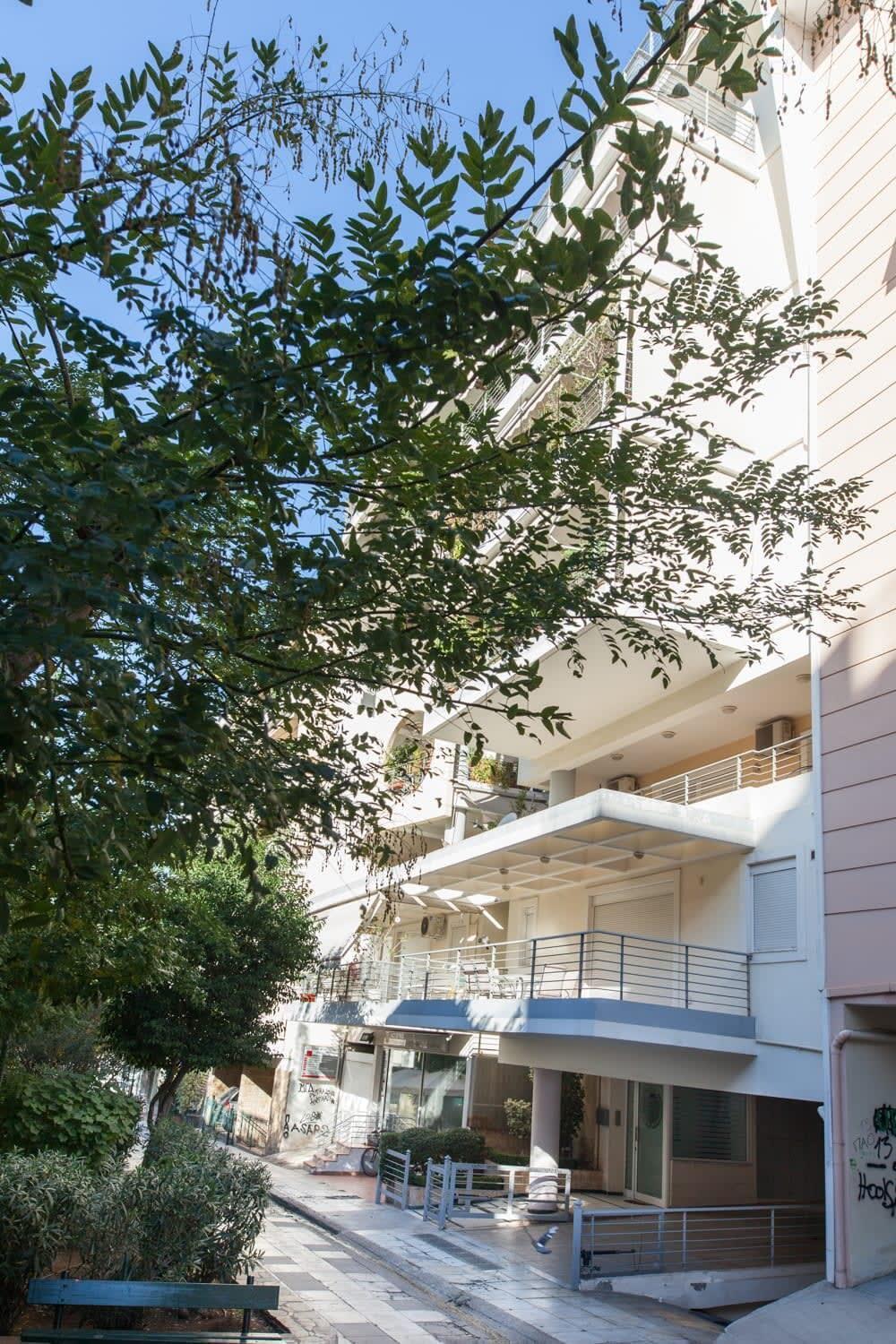 Scenic Balcony Apt In Vibrant Petralona Atina Dış mekan fotoğraf